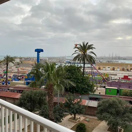 아파트 Homely Paseo Del Mar