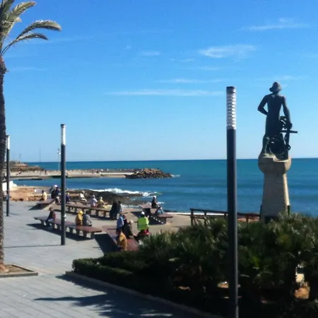 Homely Paseo Del Mar 아파트