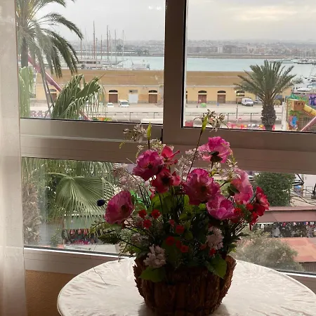 아파트 Homely Paseo Del Mar